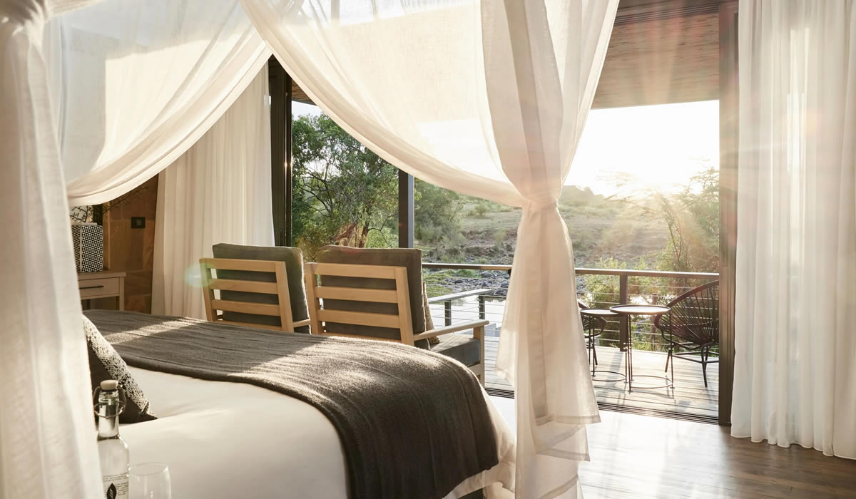 Suite Interior